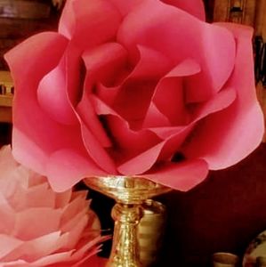 Paper Flowers || Centerpieces